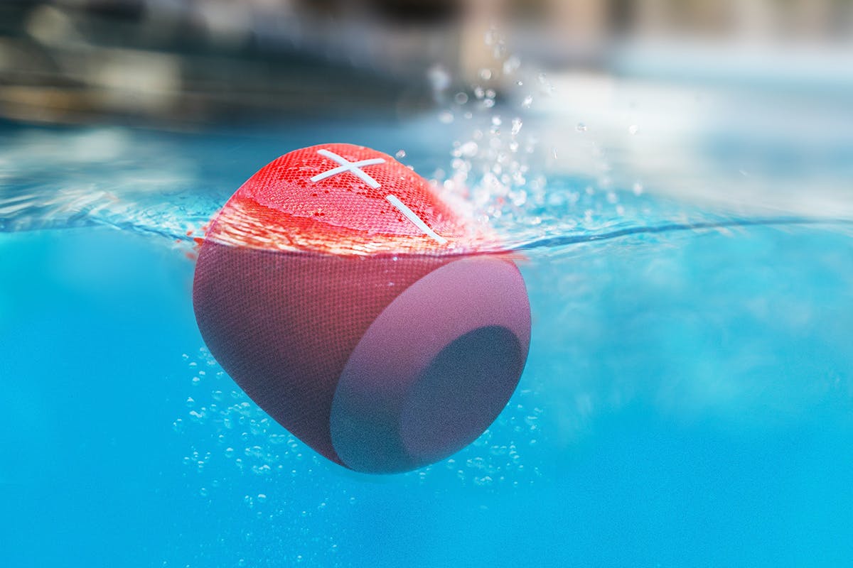 The Best Underwater Tech for Summer '19 